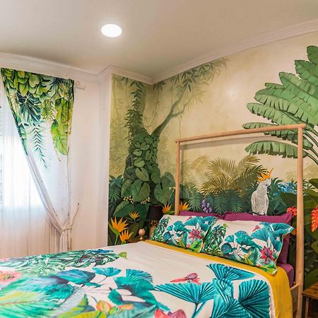 Artistic Flat Next To Ruzafa Welcome To The Jungle Valenza Esterno foto