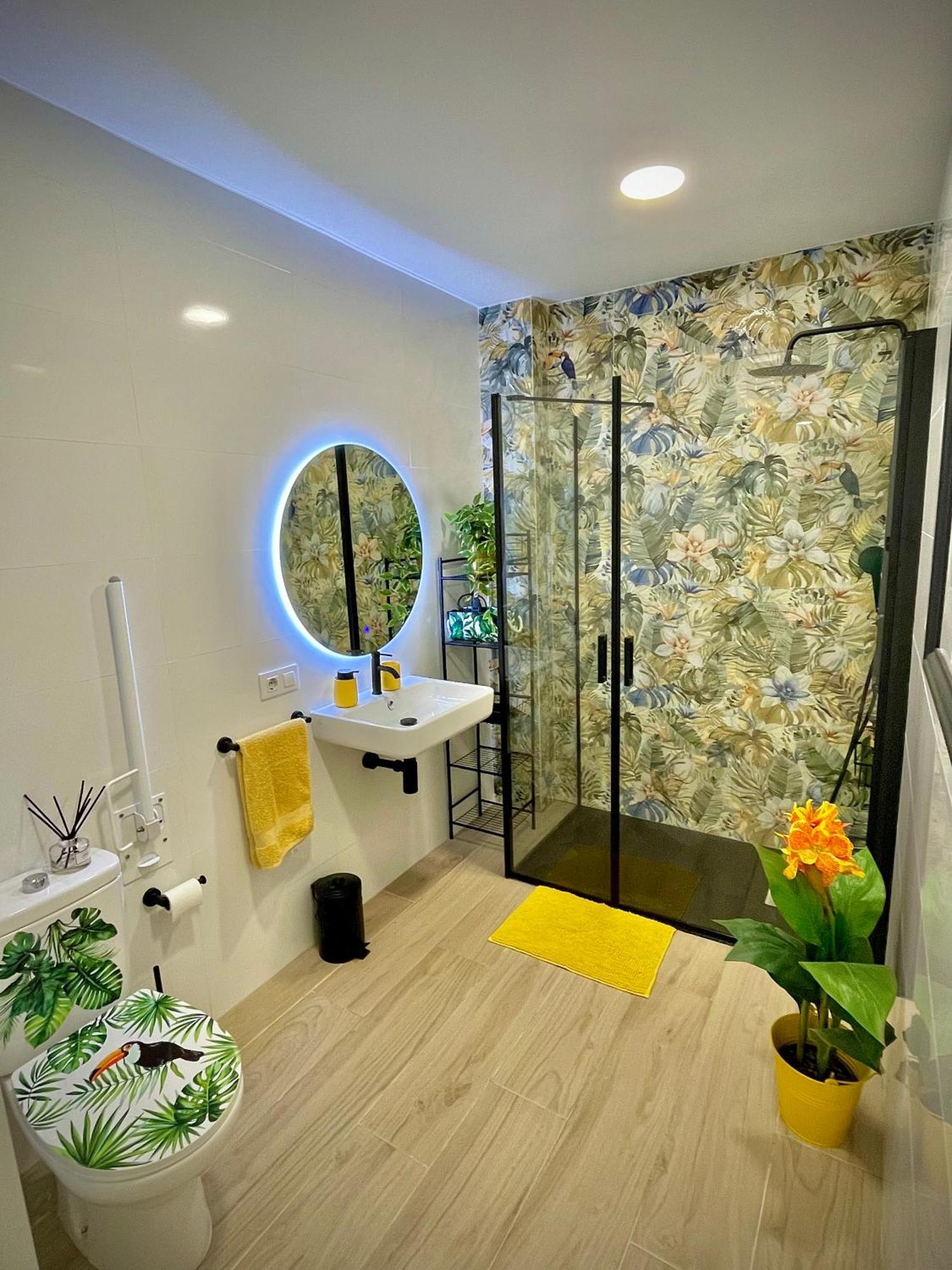 Artistic Flat Next To Ruzafa Welcome To The Jungle Valenza Esterno foto