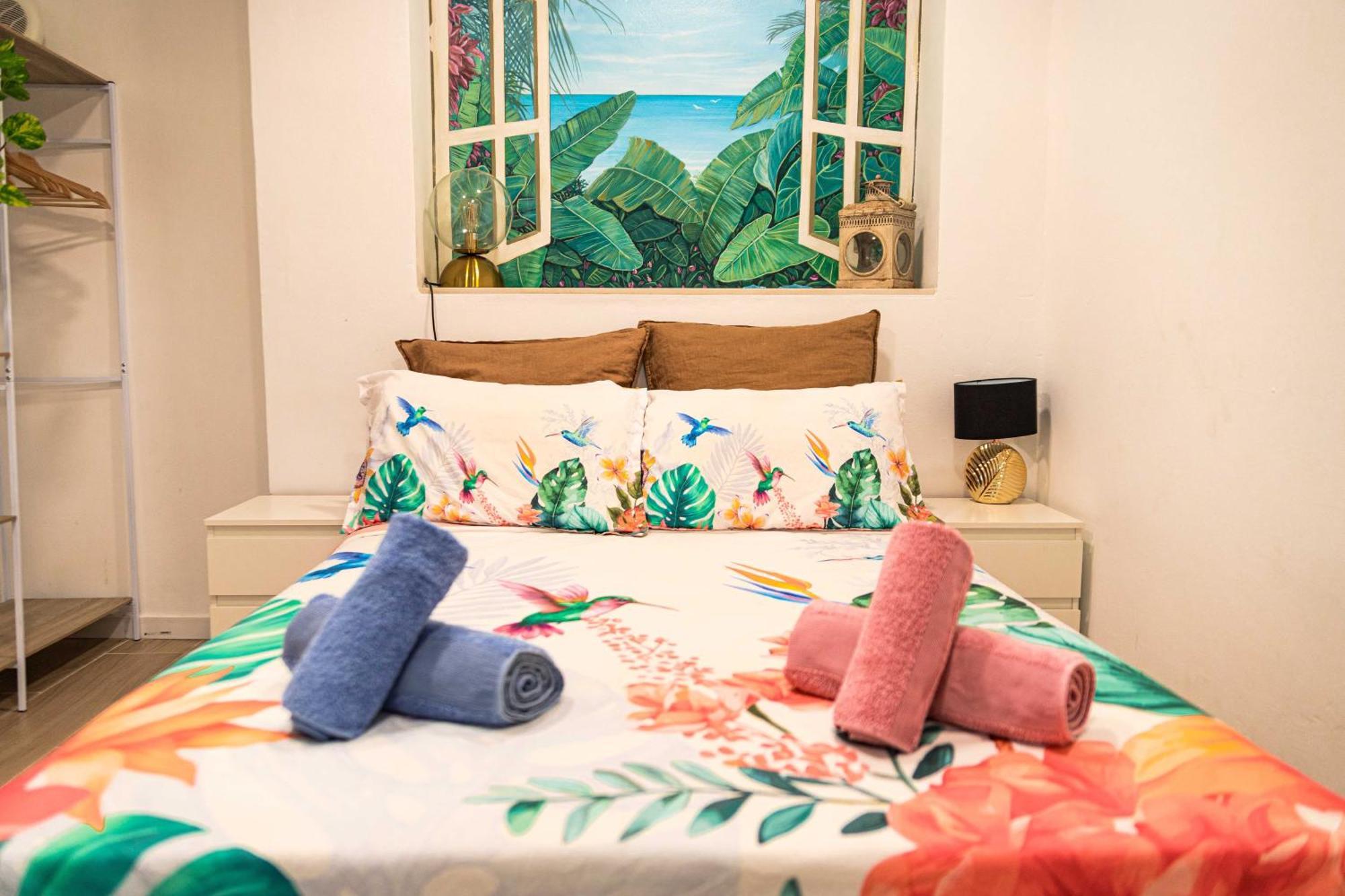Artistic Flat Next To Ruzafa Welcome To The Jungle Valenza Esterno foto