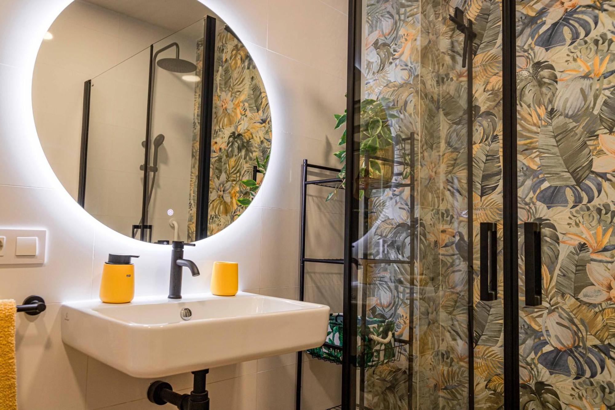Artistic Flat Next To Ruzafa Welcome To The Jungle Valenza Esterno foto