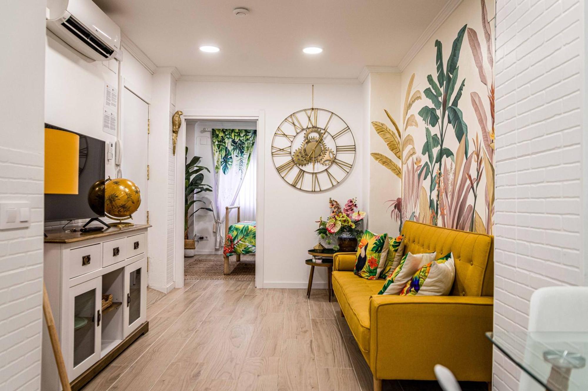 Artistic Flat Next To Ruzafa Welcome To The Jungle Valenza Esterno foto